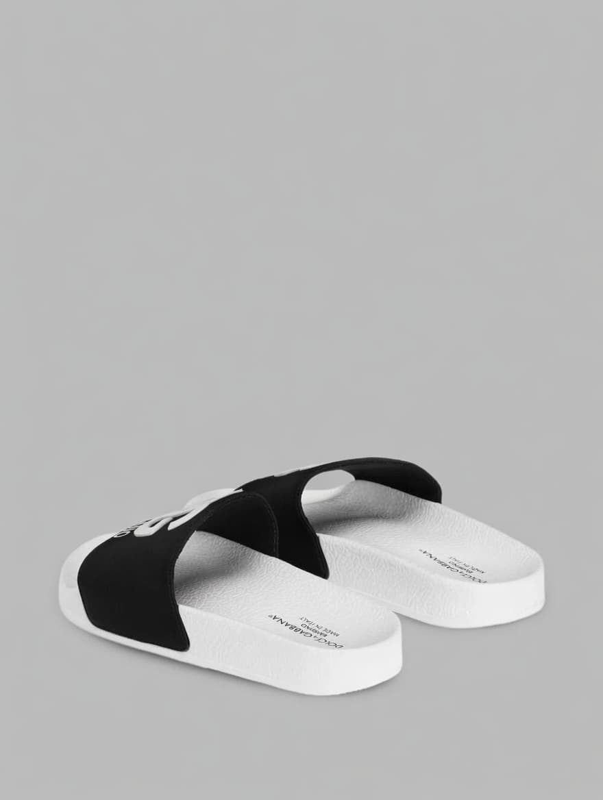 Dolce & Gabbana Kids Dziecięce klapki z logo DG Milano - 4