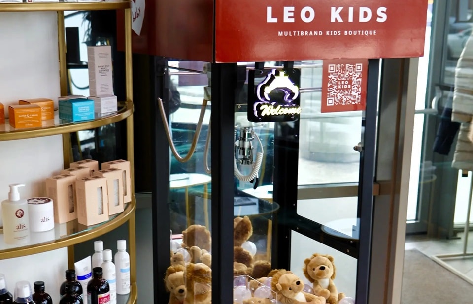 Leo Kids wprowadza zabawne łapy szczęścia dla dzieci w Warszawie