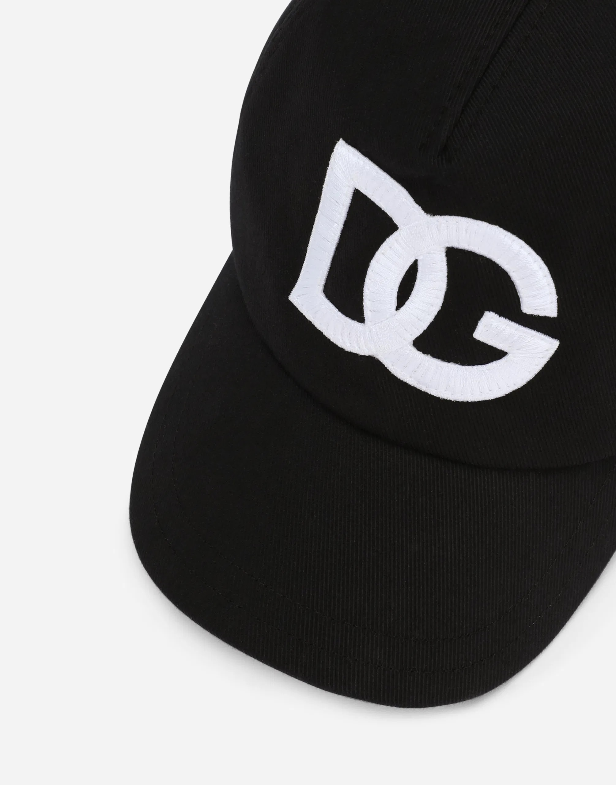 Baseball cap with DG logo path
